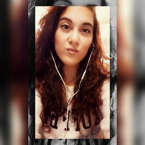 Meet your Posher, Faith